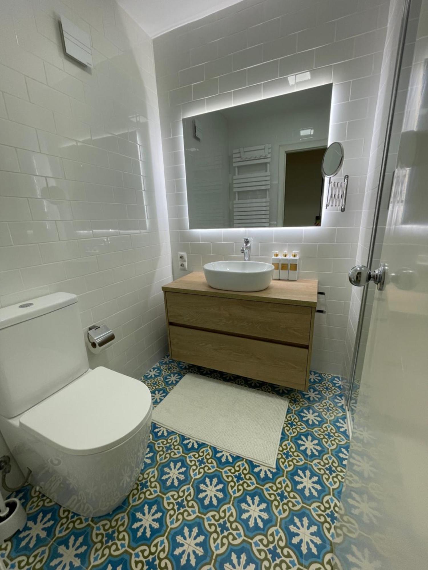 Epis - Large Luxury Apartment With Sea View เบนิสกัสซิม ภายนอก รูปภาพ